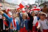 Dzisiaj Dzień Flagi Rzeczypospolitej Polskiej. Symbol patriotyzmu