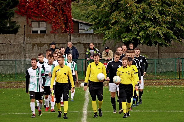 KL. A Grupa IIZagłębie Piechcin - Pogoń II Mogilno  2 : 3 (2:1)Bramki: 1:0 Mateusz Wiktorowicz (3’ rz. k.), 1:1 Mateusz Jankowski (16’ rz. k.)2:1 Daniel Stankiewicz (32’), 2:2 Adam Cieślewicz (76’), 2:3 Waldemar Wojciechowski (90+4’) (mw)