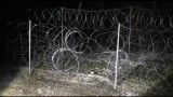 Kolejne incydenty na granicy polsko-białoruskiej. Niszczyli ogrodzenie i rzucali kamieniami
