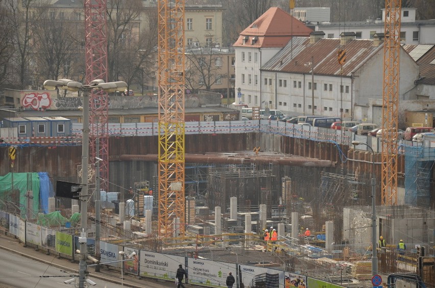 Biurowiec Dominikański ma już pierwszych najemców. Biura wynajęła... sama Skanska