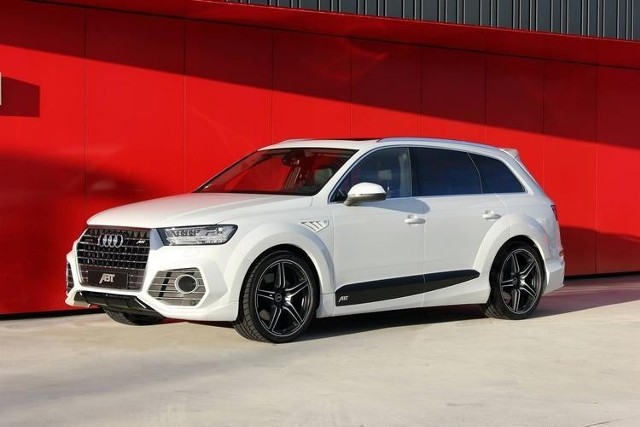 Audi Q7 trafiło do warsztatu niemieckiego tunera ABT Sportsline. Samochód nie otrzymał tylko zmian stylistycznych, ale również popracowano nad uzyskaniem większej mocy / Fot. ABT