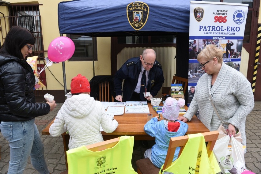 Rodzinny festyn z mnóstwem atrakcji dla dzieci i dorosłych...