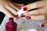 Paznokcie na jesień 2021. Najmodniejsze trendy i inspiracje manicure na tegoroczną jesień [PAZNOKCIE - WZORY Z INSTAGRAMA] 30.11.21