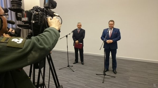 Wiceminister Jarosław Zieliński zapowiada cofnięcie decyzji...