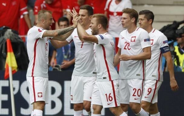 POLSKA - DANIA 3:2. BRAMKI, GOLE YOUTUBE 8.10.2016 (WIDEO)