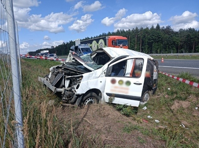 Do wypadku doszło we wtorek (30 sierpnia) na drodze S3 między Legnicą a Lubinem