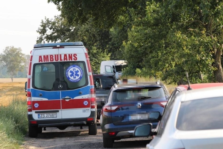 Sławieńska policja informuje, że na drodze niedaleko Żabna...