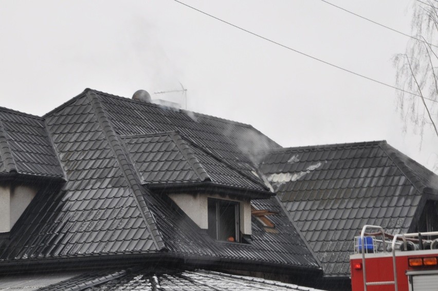 Pożar poddasza w Ostrowcu
