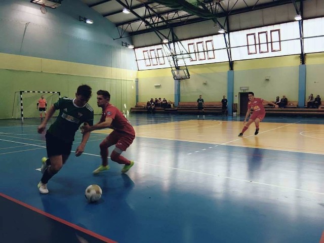 GKS Ekom Futsal doznał czwartej z rzędu porażki.