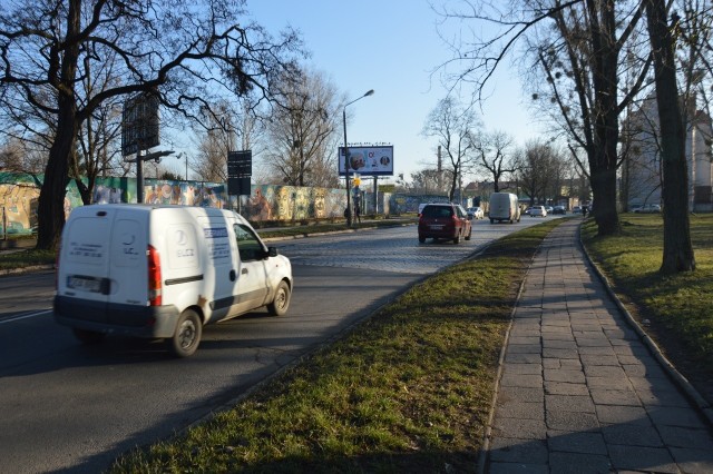 Remont obejmie wymianę nawierzchni, położenie torowiska, budowę chodników i dróg rowerowych