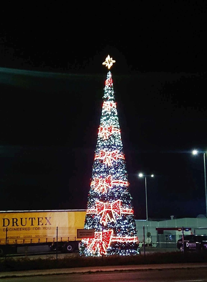 Drutex dba o świąteczną atmosferę. Bytów w bożonarodzeniowej szacie (ZDJĘCIA)