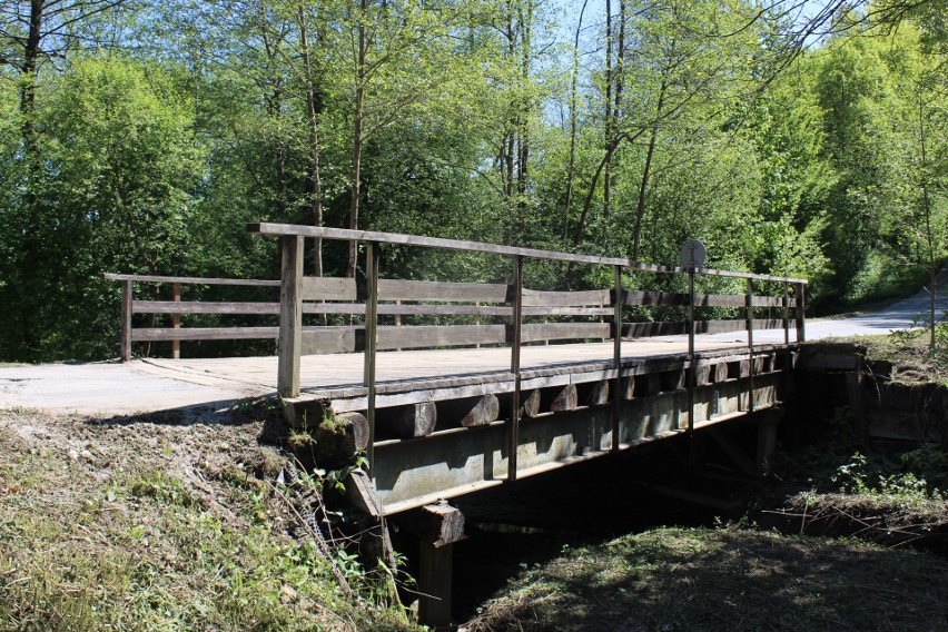 Owiany legendą remont mostu w Małym Jodle w gminie Kunów dojdzie do skutku. Jest umowa z wykonawcą. Zobacz zdjęcia