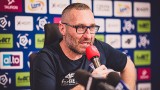 PKO Ekstraklasa. Kto zostanie nowym trenerem Rakowa Częstochowa? Padły cztery nazwiska. Faworytem jest Dawid Szulczek z Warty Poznań