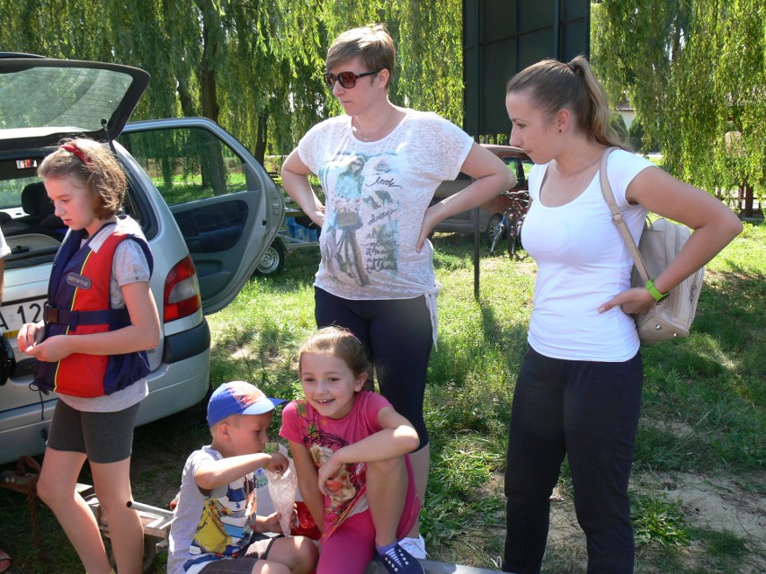 Baranów Sandomierski: Pożegnali wakacje na wesołym pikniku dla wnucząt i dziadków  
