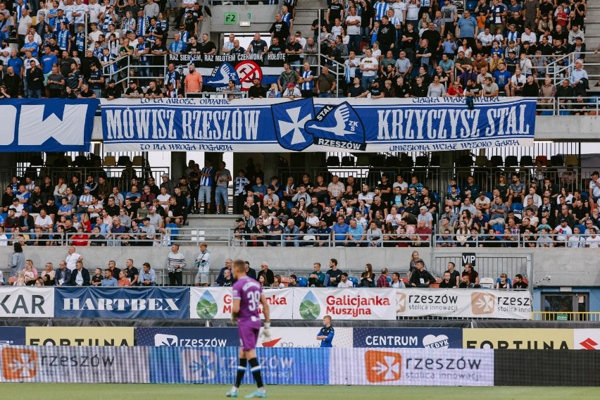 08.08.2022. Kibice na meczu Stal Rzeszów - Ruch Chorzów....