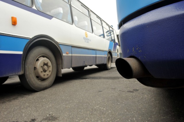 15.12.2015. rzeszow .  pks dworzec autobusowy w reszowie fot bartosz frydrych