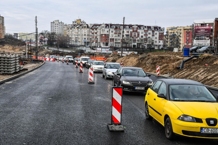 Od kilku miesięcy trwa przebudowa ronda Kujawskiego w...