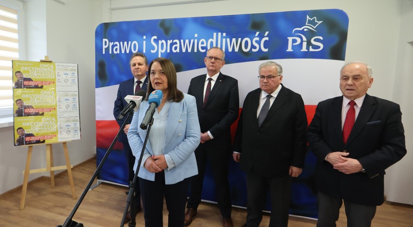 Konferencja PiS w Rzeszowie. Pomysły Rafała Trzaskowskiego uderzają w wolność Polaków 