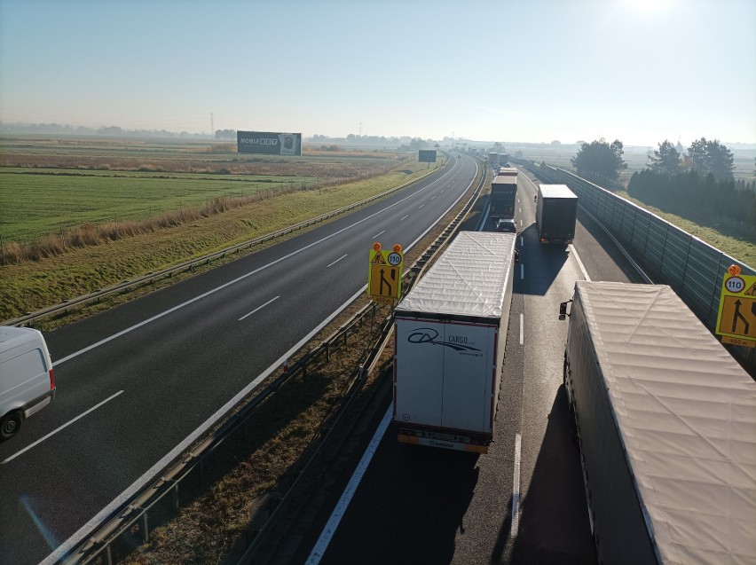 Ogromny korek utworzył się na autostradzie A4 w Kleszczowie.