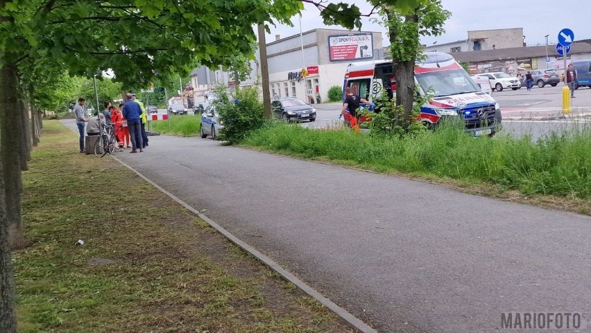 Potrącenie prawidłowo jadącego rowerzysty na ul Niemodlińskiej w Opolu. Kierująca dostała solidny mandat