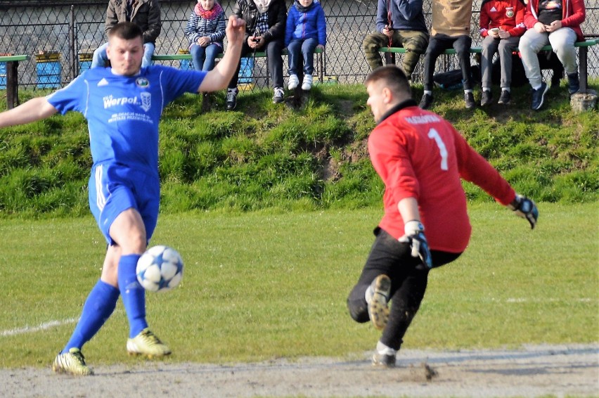 V liga, Oświęcim. Kowal(ówka) losu Dębu w Jawiszowicach [ZDJĘCIA]