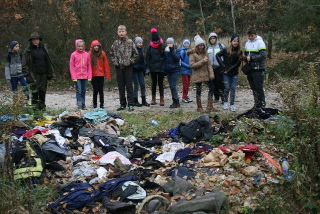 Akcja „Stop dzikim wysypiskom śmieci” – polegająca na oznaczaniu dzikich wysypisk śmieci tabliczkami