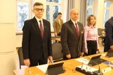 Dariusz Nowak nowym radnym Rady Miejskiej Starachowic. W piątek złożył ślubowanie. Zobacz zdjęcia