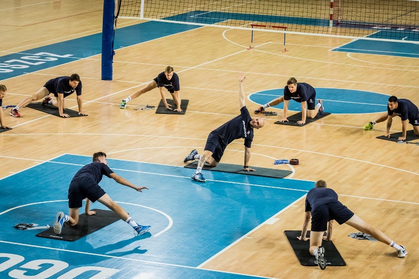 Pierwszy trening siatkarzy po wakacyjnej przerwie 