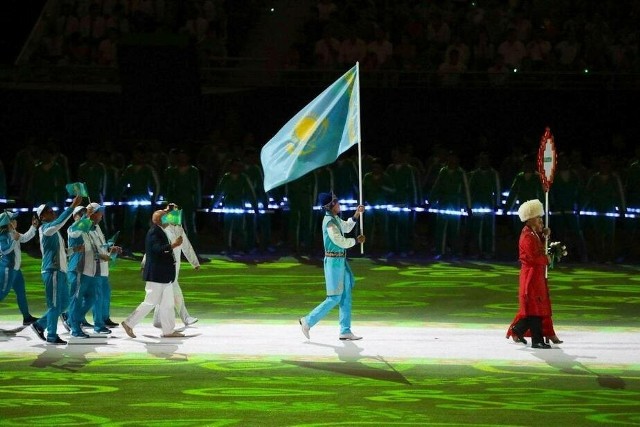 Niektórzy sportowcy z Rosji i Białorusi flagi swoich krajów chętnie zamienią na flagę Kazachstanu