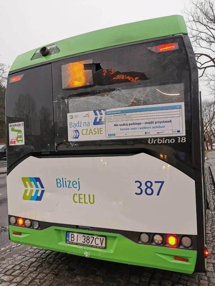 Do kolizji dwóch autobusów doszło na ul. Wasilkowskiej