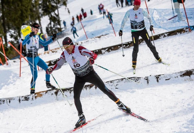 Bieg Zbójników to bieg narciarski z przeszkodami na trasie 12 km