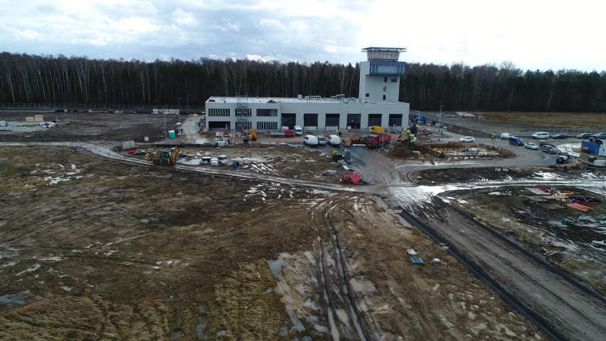 Bez opóźnień trwa budowa Portu Lotniczego Warszawa – Radom....