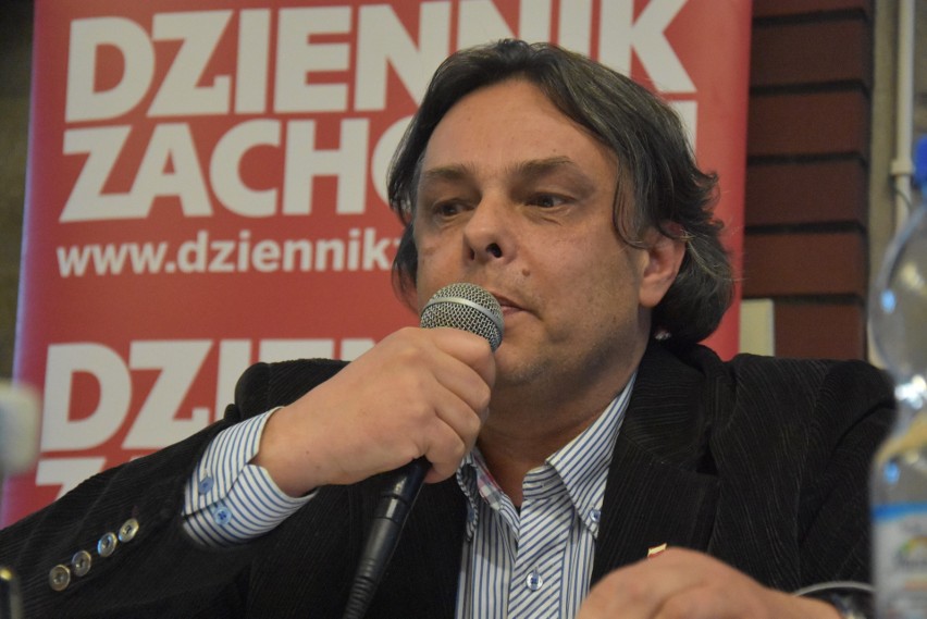 Debata prezydencka 2018 w Rybniku: sześciu kandydatów na urząd prezydenta odpowiada na pytania