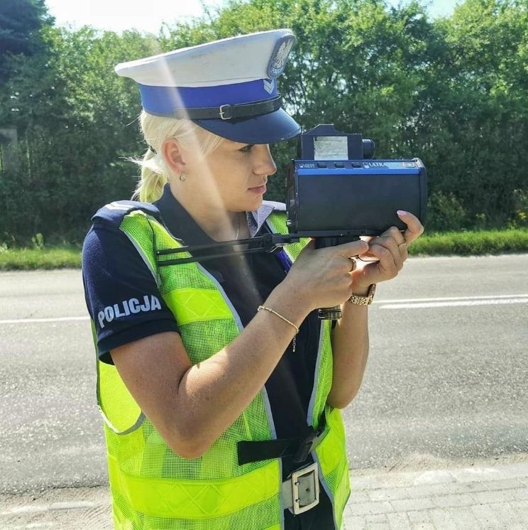 Dzień Kobiet 2024. Piękne podlaskie policjantki na posterunku! Funkcjonariuszki w niczym nie ustępują kolegom z pracy