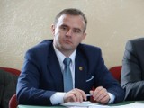 Burmistrz Błaszek oddał połowę pensji na zimowiska dzieci z gminy