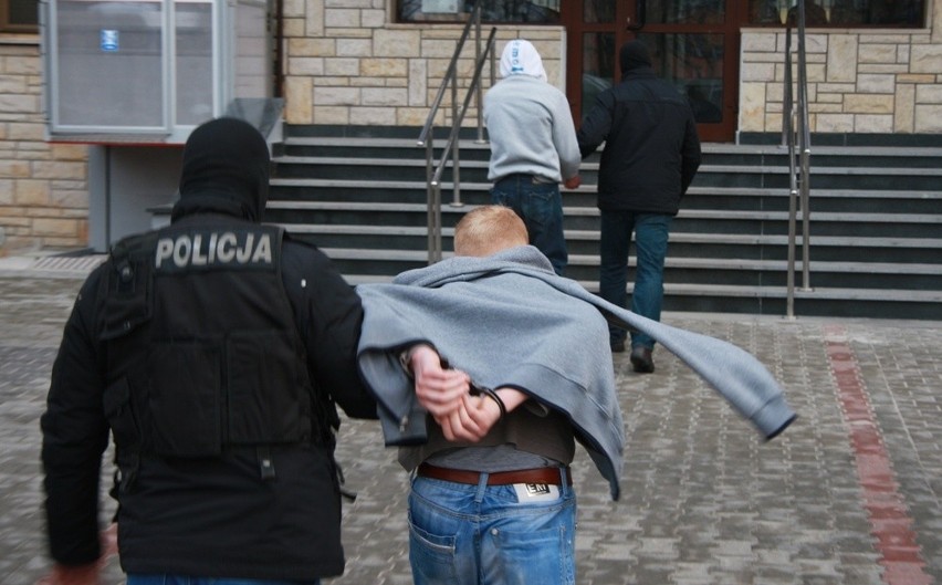 Mazowiecka policja rozbiła gang złodziei. Zdjęcia z akcji