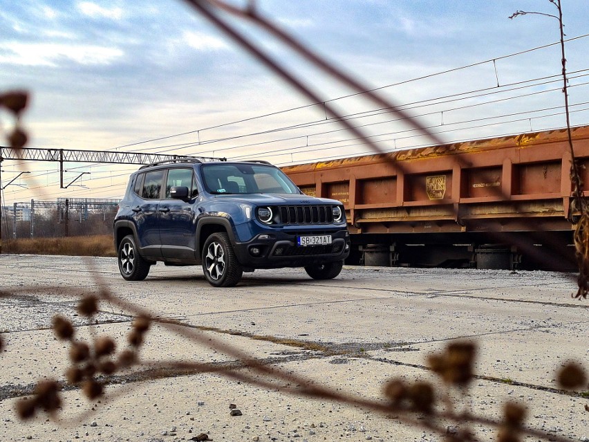 Hybrydowy Jeep w terenie? W sumie żadne słowo w tym zdaniu...