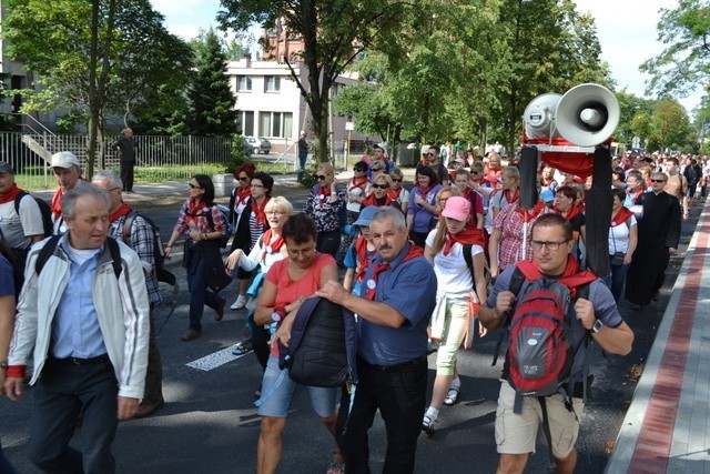 Rybnicka Pielgrzymka na Jasną Górę Wyruszyła