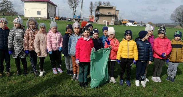 Akcja wiosennego sprzątania w Radziemicach