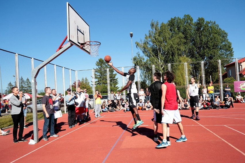 Turniej koszykówki 3×3 Teraz Ty...