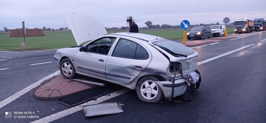 Na skrzyżowaniu drogi krajowej nr 32 i drogi w kierunku...