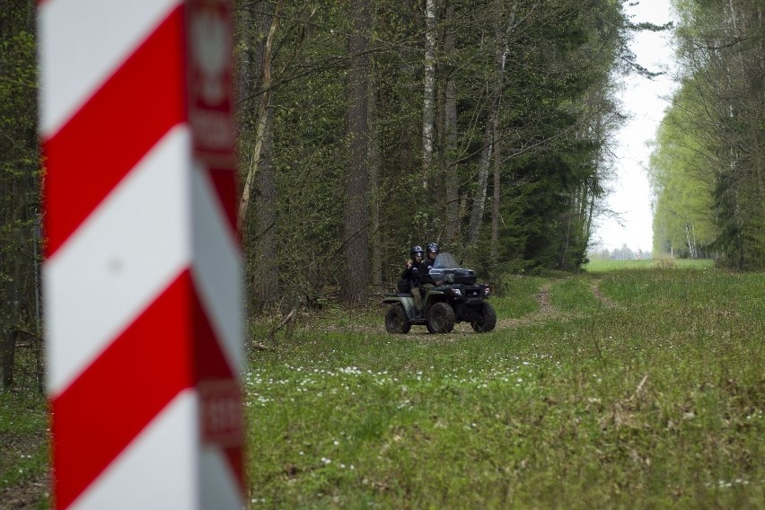Niemcy nielegalnie przekroczyli polską granicę (zdjęcia)