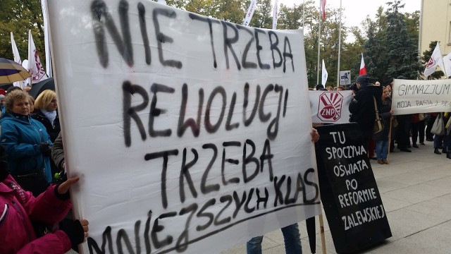 To nie pierwsza poznańska demonstracja przeciwko reformie. Jesienią protestowali nauczyciele