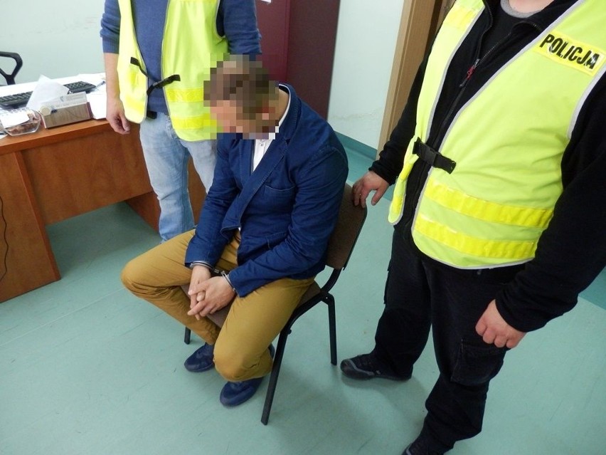 Wpadli dwaj podejrzewani o kradzież ubrań w galerii handlowej w Kielcach [WIDEO]