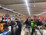 Otwarcie pierwszego sklepu Lidl Polska w Buczkowicach. Klienci pojawili się już przed godz. 6. Zobaczcie ZDJĘCIA