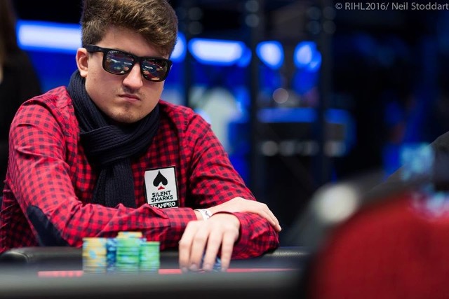 20-letni Dima Urbanowicz wygrał w turniejach pokerowych już prawie 5 milionów dolarów