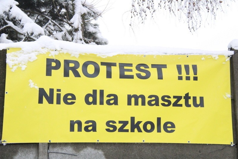 Waldemar Guz wspólnie z sąsiadami protestuje przeciwko...