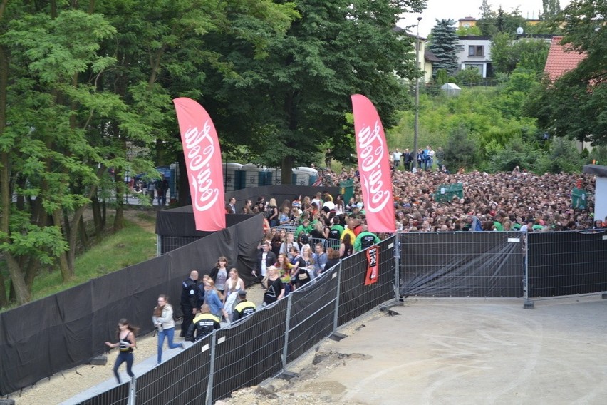 30 Seconds to Mars w Rybniku: Fani wchodzą na stadion - otwarto bramy [ZDJĘCIA + WIDEO]