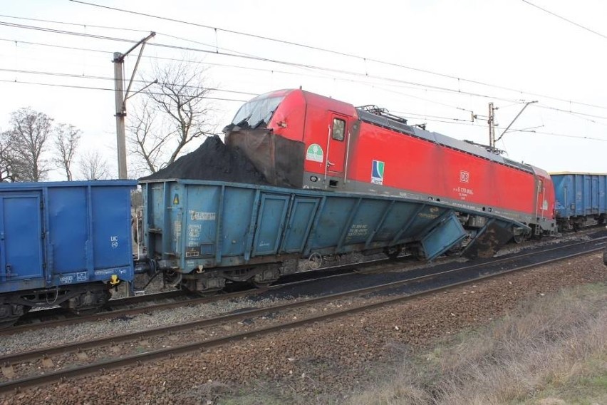 Tarnówka: Zderzyły się dwa pociągi towarowe