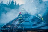 Zakopane. Spłonął domek letniskowy na Chłabówce [ZDJĘCIA]